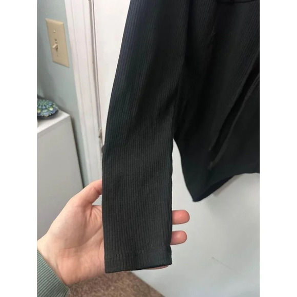 AMERICAN EAGLE BLACK BODYSUIT WITH SNAPS LONG-SLEEVE SZ LARGE #1038 - Picture 3 of 7